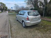 Usata Toyota Corolla Verso 110 CV (80 kW) 2005 Grigio Monovolume