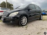Usata Mercedes B180 Premium 109 CV (80 kW) 2014 Nero Utilitaria