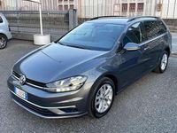 Usata VW Golf VII Business 116 CV (85 kW) 2018 Grigio Station wagon