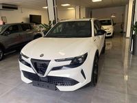 Nuova Alfa Romeo Junior Edizione Speciale 136 CV (100 kW) 2025 Bianco alfa SUV