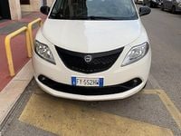 Usata Lancia Ypsilon 69 CV (50 kW) 2019 Bianco Utilitaria