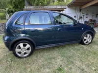 Usata Opel Corsa 69 CV (50 kW) 2004 Blu Utilitaria