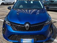 Usata Renault Clio V 86 CV (63 kW) 2023 Blu Berlina