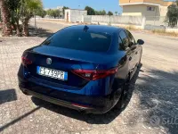 Usata Alfa Romeo Giulia Veloce 180 CV (132 kW) 2018 Bluazzurro Berlina