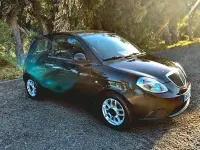 Usata Lancia Ypsilon 69 CV (50 kW) 2010 Nero Utilitaria