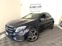 Usata Mercedes GLA200 Premium 136 CV (100 kW) 2018 Blu/azzurro SUV