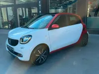 Usata Smart ForFour Passion 90 CV (66 kW) 2016 Bianco Utilitaria