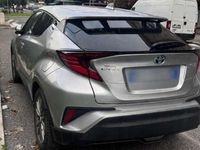 Usata Toyota C-HR Lounge 98 CV (72 kW) 2022 Argento SUV