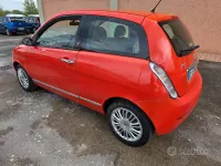 Usata Lancia Ypsilon 60 CV (44 kW) 2006 Arancione Utilitaria