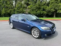 Usata BMW 318 Efficient Dynamics 143 CV (105 kW) 2010 Blu Station wagon