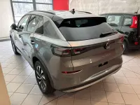 Usata VW T-Roc Life 116 CV (85 kW) 2026 Pure white  tetto nero SUV