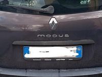 Usata Renault Modus 75 CV (55 kW) 2006 Nero Monovolume