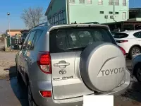 Usata Toyota RAV4 Luxury 136 CV (100 kW) 2008 Grigio SUV