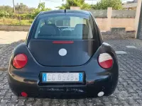 Usata VW New Beetle 105 CV (77 kW) 2003 Nero Utilitaria