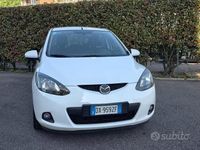 Usata Mazda 2 75 CV (55 kW) 2009 Bianco Utilitaria