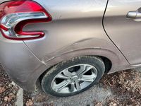 Begagnad Peugeot 208 82 HK (60 kW) 2012 Grå Halvkombi