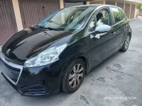 Usata Peugeot 208 Access 68 CV (50 kW) 2018 Nero Utilitaria
