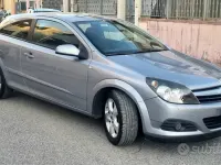 Usata Opel Astra GTC Cosmo 101 CV (74 kW) 2007 Grigio Berlina