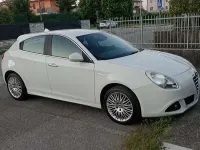 Usata Alfa Romeo Giulietta Progression 120 CV (88 kW) 2010 Bianco Utilitaria