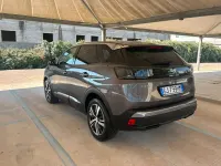 Usata Peugeot 3008 Allure 131 CV (96 kW) 2022 Grigio titanio SUV