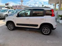Usata Fiat Panda 4x4 S 86 CV (63 kW) 2019 Bianco Utilitaria