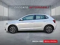 Usata VW Polo Life 95 CV (69 kW) 2023 Grigio Utilitaria