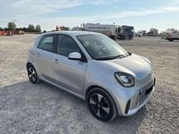 Usata Smart ForFour Electric Drive Passion 41 kW (56 CV) 2022 Argento Utilitaria