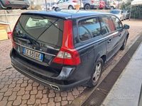 Usata Volvo V70 185 CV (136 kW) 2009 Nero Station wagon