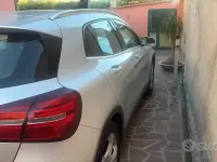 Usata Mercedes GLA200 136 CV (100 kW) 2018 Grigio SUV