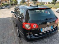 Usata VW Passat 170 CV (125 kW) 2009 Nero Station wagon