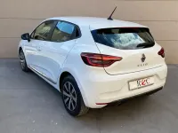 Usata Renault Clio V 86 CV (63 kW) 2020 Bianco Berlina
