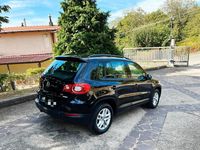 Usata VW Tiguan 140 CV (102 kW) 2011 Nero SUV