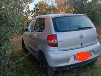 Używany VW Fox 54 KM (39 kW) 2005 Szary Hatchback