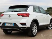 Usata VW T-Roc 116 CV (85 kW) 2019 Bianco SUV