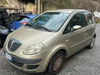 Usata Lancia Musa 95 CV (69 kW) 2005 Marrone Monovolume