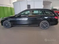 Usata Mercedes C180 Business 122 CV (89 kW) 2019 Nero Station wagon