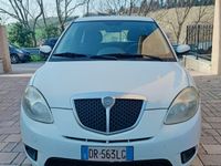 usata Lancia Ypsilon NEOPATENTATI