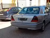 Usata Mercedes C180 122 CV (89 kW) 2000 Grigio Berlina