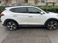Usata Hyundai Tucson Comfort 136 CV (100 kW) 2016 Bianco SUV