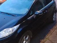 Usata Ford Fiesta 68 CV (50 kW) 2011 Nero Utilitaria