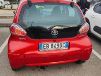 Usata Toyota Aygo 68 CV (50 kW) 2010 Rosso Utilitaria