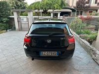 Usata BMW 118 Efficient Dynamics 150 CV (110 kW) 2015 Nero Utilitaria