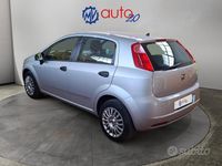 Usata Fiat Punto Lounge 77 CV (56 kW) 2014 Grigio Utilitaria