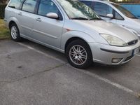 usata Ford Focus sw 1.6 benz 2002