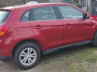 Usata Mitsubishi ASX Invite 117 CV (86 kW) 2015 Rosso SUV