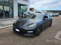 Usata Porsche Panamera 250 CV (183 kW) 2012 Nero Utilitaria