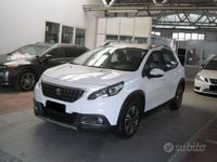Usata Peugeot 2008 Allure 81 CV (59 kW) 2016 Bianco SUV