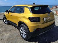 Usata Jeep Avenger Altitude 101 CV (74 kW) 2023 Oro SUV