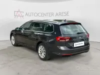 Usata VW Passat Business 122 CV (89 kW) 2021 Grigio Station wagon
