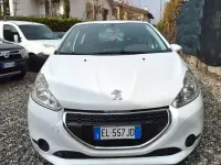 Usata Peugeot 208 Allure 82 CV (60 kW) 2014 Bianco Utilitaria